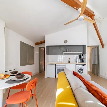 Au Coeur De L'effervescence Terracotta - Nuit A 尼姆