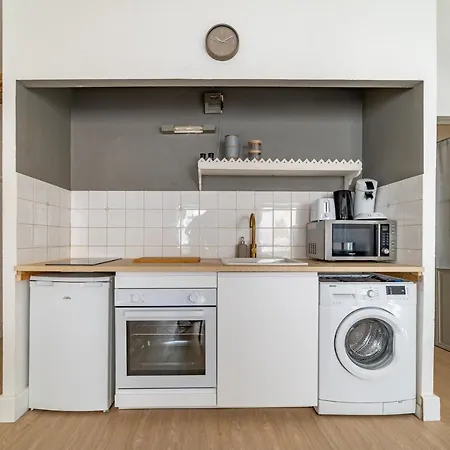 Au Coeur De L'effervescence Terracotta - Nuit A شقة نيم