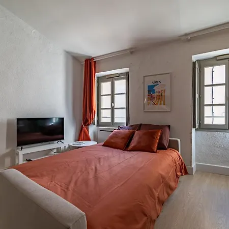 Au Coeur De L'effervescence Terracotta - Nuit A * نيم