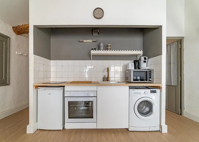 Au Coeur De L'effervescence Terracotta - Nuit A דירה נים