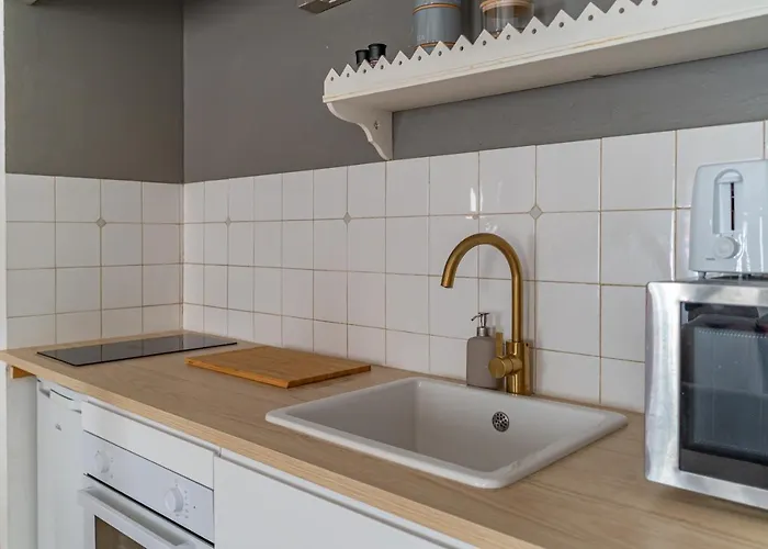 Au Coeur De L'effervescence Terracotta - Nuit A דירה נים