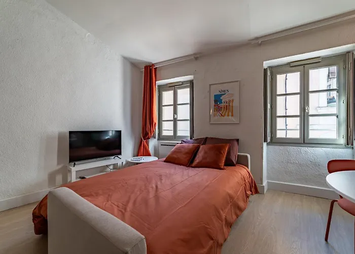 Au Coeur De L'effervescence Terracotta - Nuit A * نيم